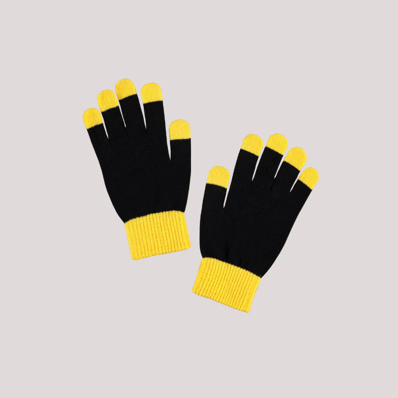Pokémon Beanie & Knitted Gloves Giftset - Image 3